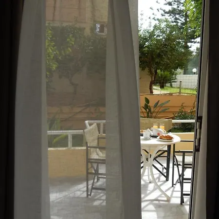Blue Sky Hotel apartamentowy Agia Marina